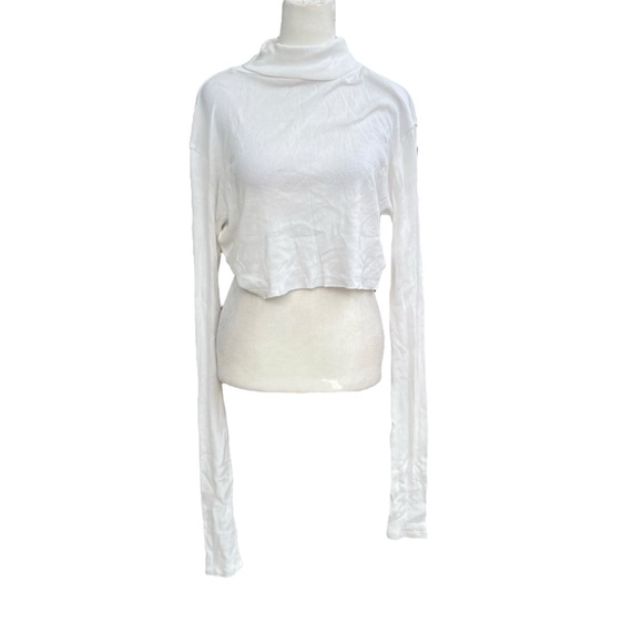 ETERNE Cropped Ribbed Turtleneck Top Sz M - Picture 6 of 11